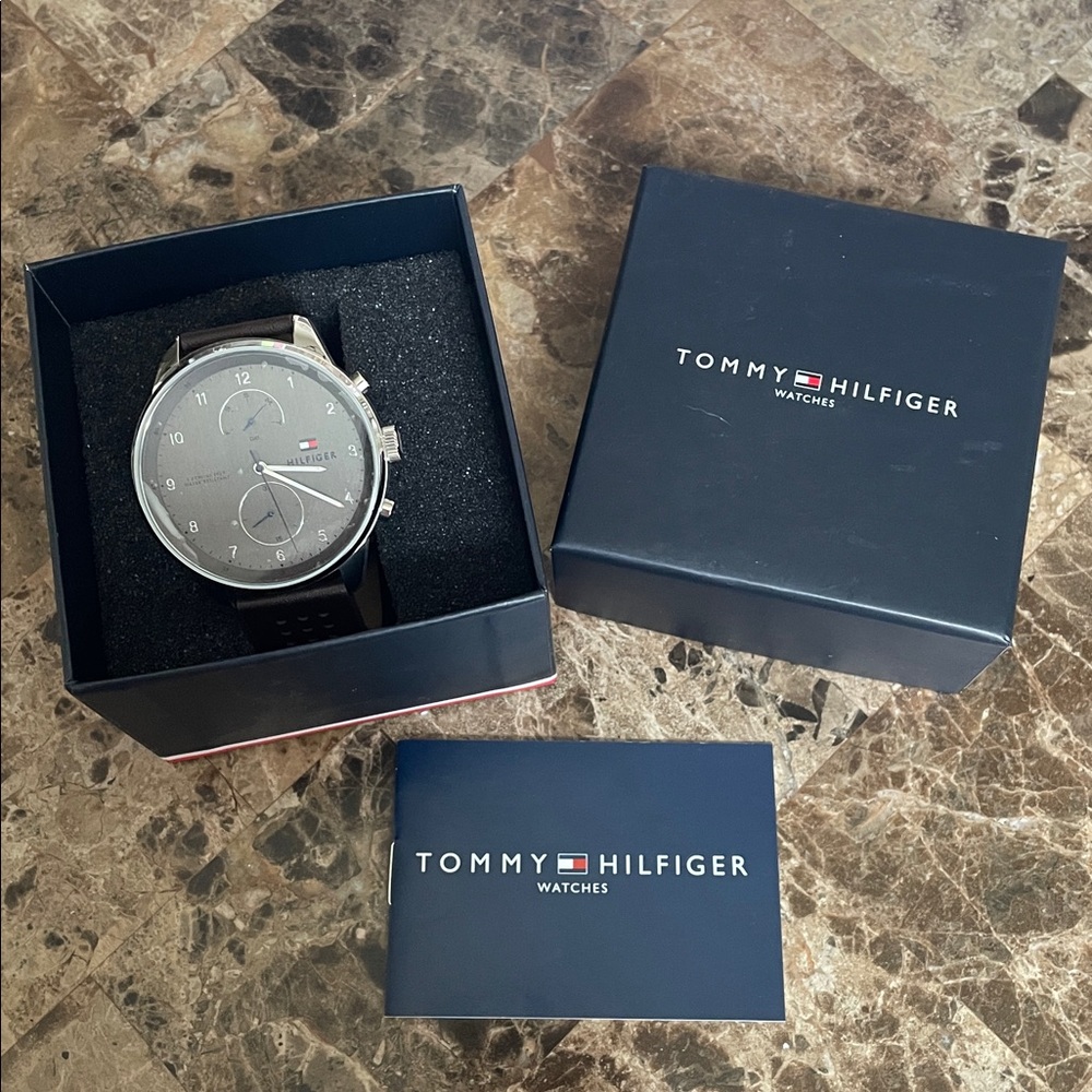 NWT Mens Tommy Hilfiger Gray Dial Watch with Brown Leather Strap